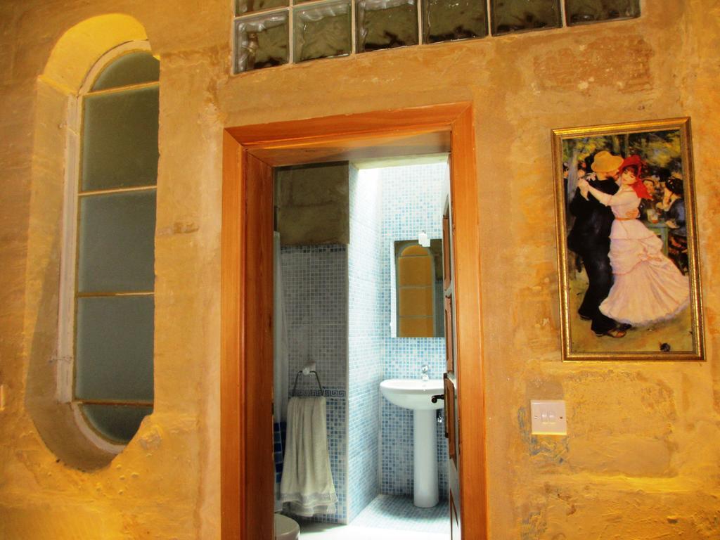 19Th Century Apartment Слима Екстериор снимка