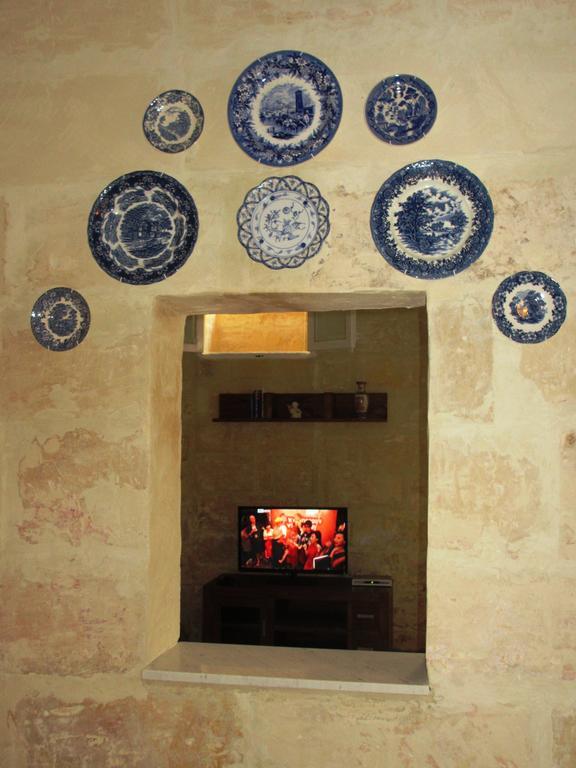 19Th Century Apartment Слима Екстериор снимка