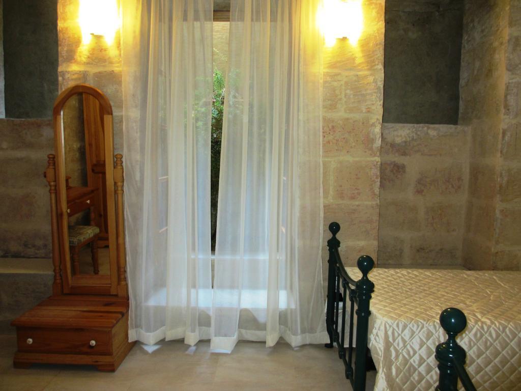 19Th Century Apartment Слима Екстериор снимка