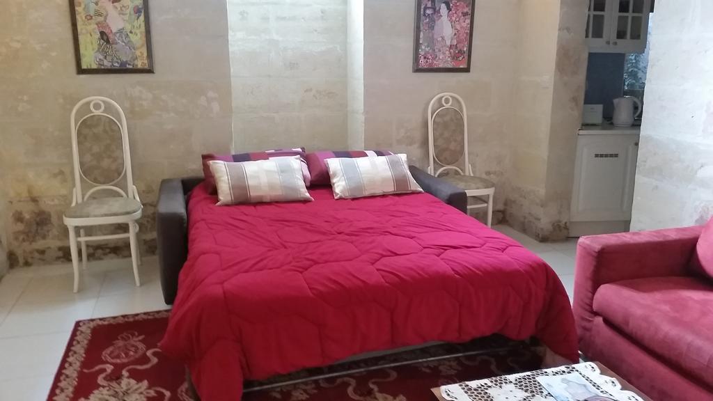 19Th Century Apartment Слима Екстериор снимка
