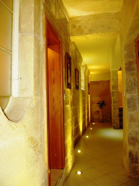 19Th Century Apartment Слима Екстериор снимка